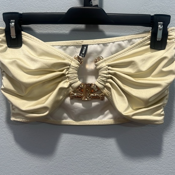 Pretty little thing bikini top - Picture 2 of 4